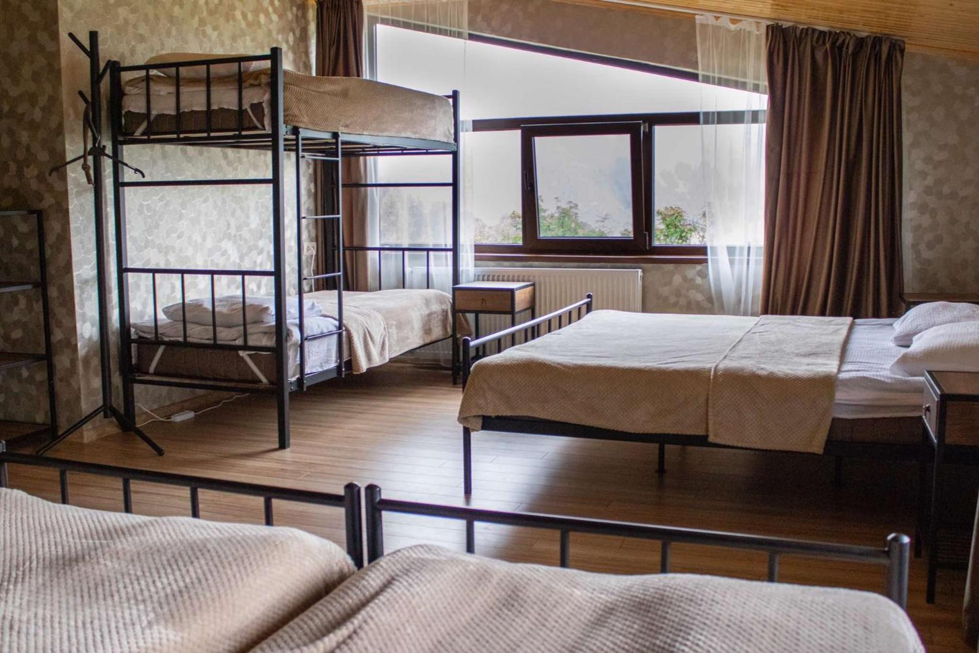 Hotel Garemta Kazbegi Exterior foto